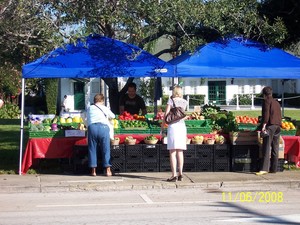 Downtown Vero Farmers' Market