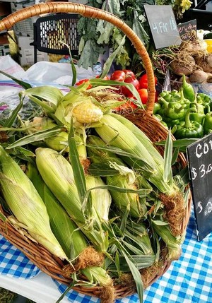 East Bayfront Eats & Arts Market