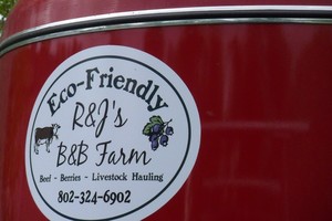 R & J' s Eco-Farm