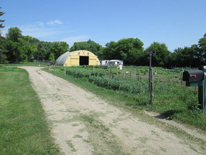 Square Peg Food Farm