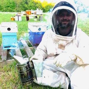 Thrivin' Hives Bee Farm