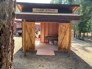 The Shepherd's Place Farm Stand